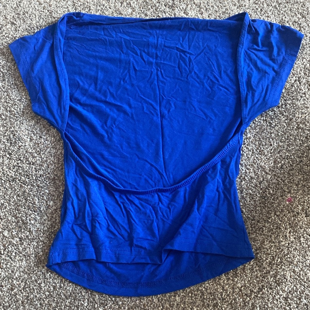 Backless Top - Picture 2 of 2